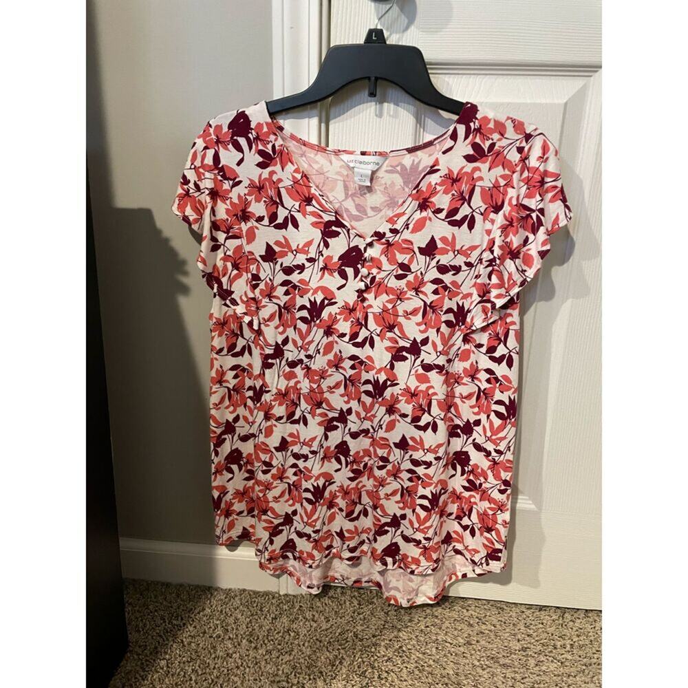 NWOT Liz Claiborne Floral Blouse With Ruffle Sleeves